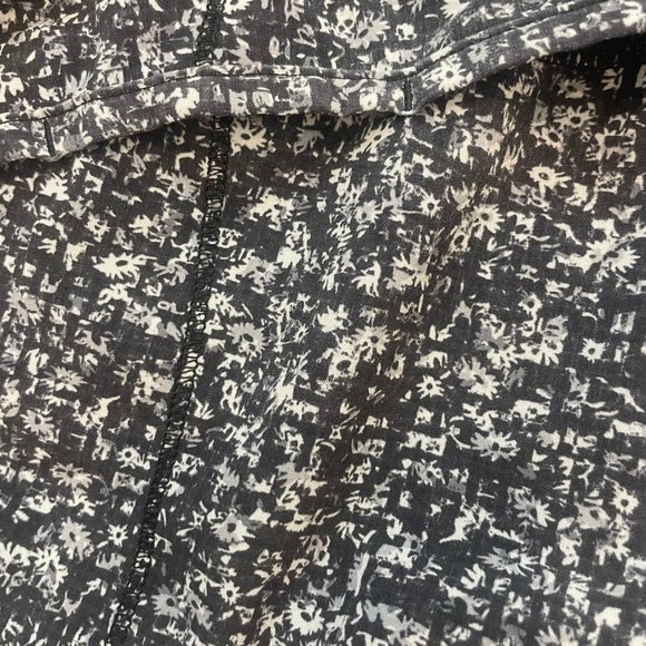 Lululemon Speed Up Low-Rise Lined Short 2.5" - Picture 4 of 4